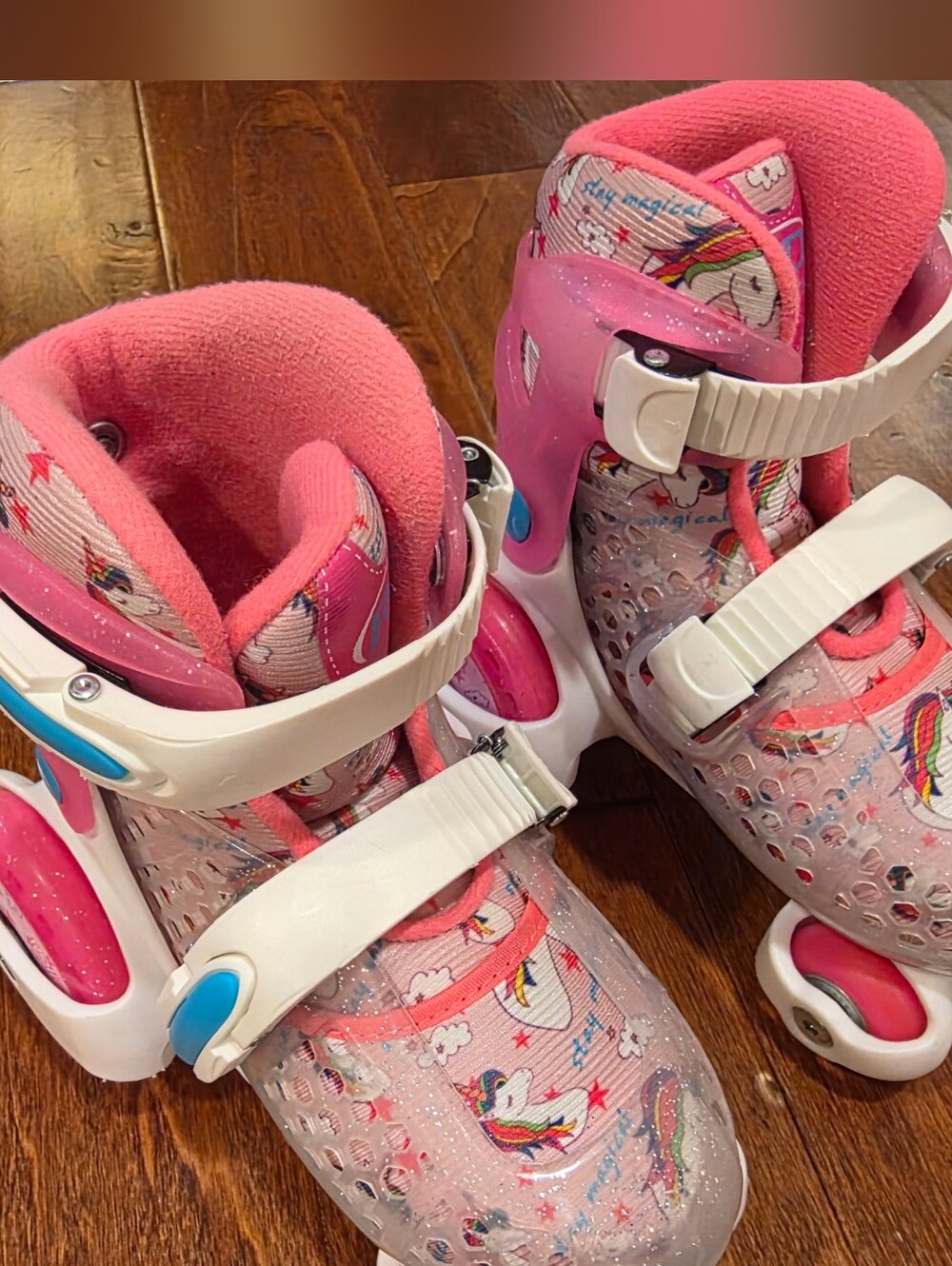 Roller Derby Sport Kids Pink White Unicorn Adjustable Roller Skates Medium J11-2